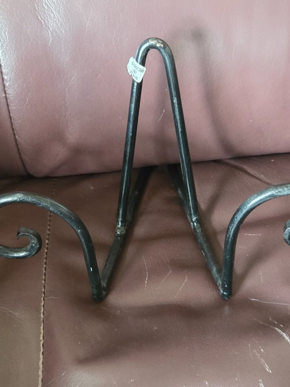 Clock w/stand - Picture 2 of 3